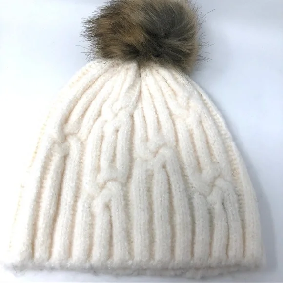 NWT Express Cable‎ Knit Pom Beanie Peanuts Snoopy & Woodstock Cable Knit Pom Beanie | Hot Topic main image 4